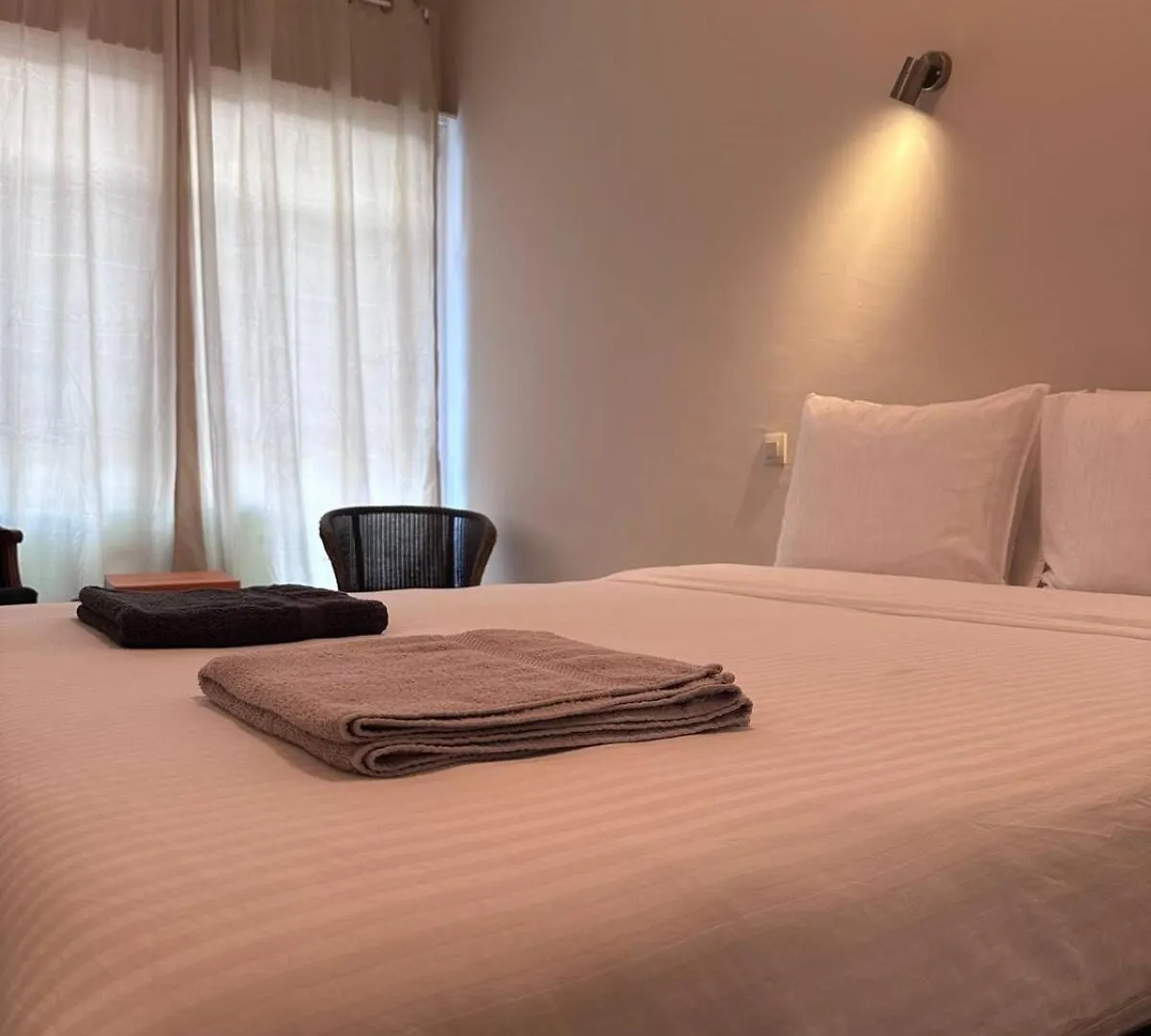 Idyllisch 2Br App Met Patio Daire Anvers